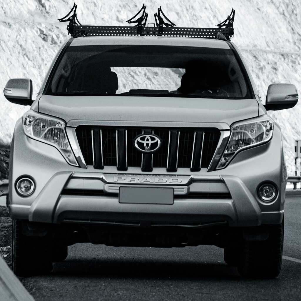 Front car sunshade kit for Toyota Land Cruiser Prado (J150) (2008-2019) - WeatherTech CH