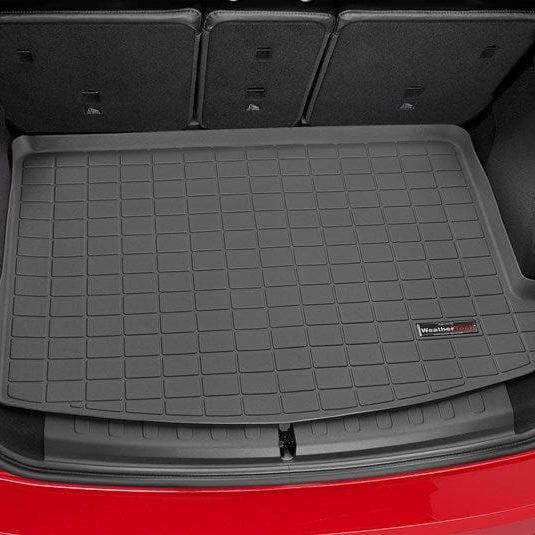 Les bacs de coffre Sur Mesure WeatherTech protègent entièrement l'arrière de votre Mini Countryman F60 contre la saleté, les éclaboussures et tout autre élément