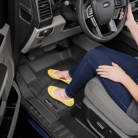 Tapis de sol pour voiture offrant la meilleure adaptation, par WeatherTech